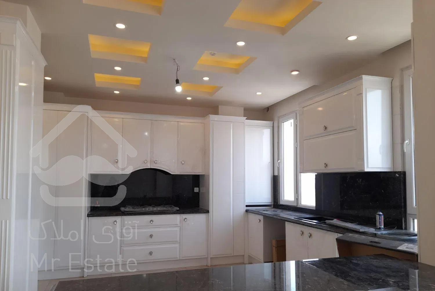 ۱۶۳ متر مرزداران شرقی   روف گاردن