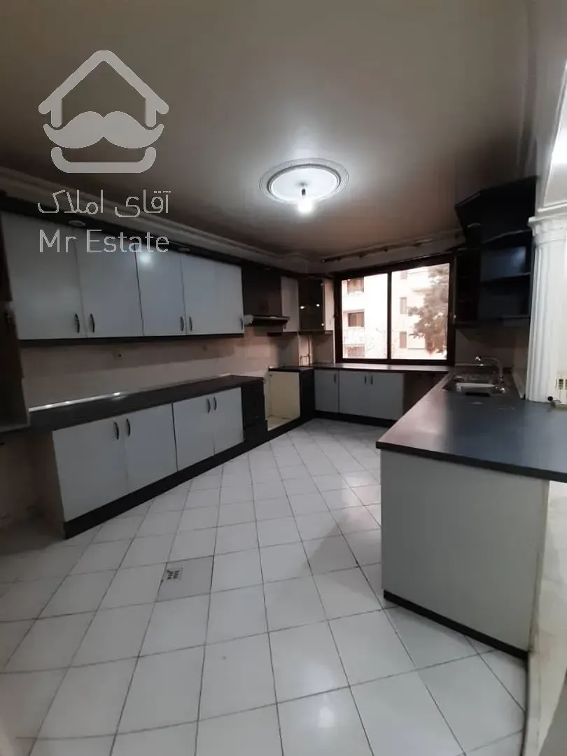 اجاره و رهن آپارتمان زعفرانیه 175  متر لاکچری