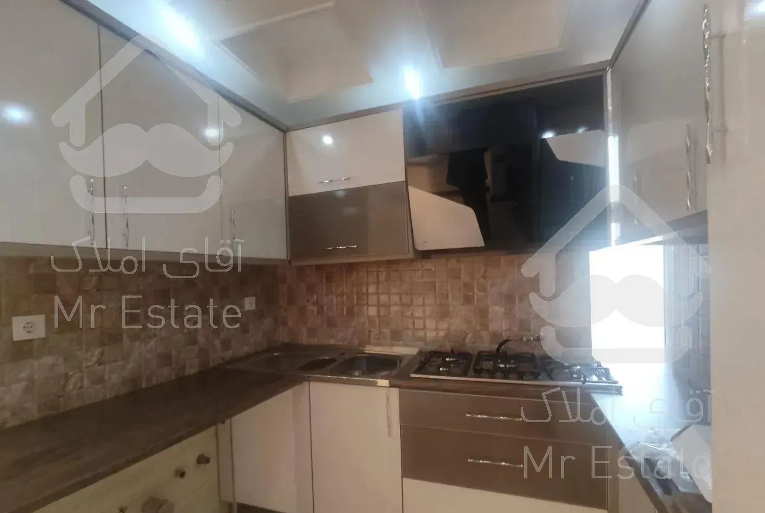 آپارتمان نوساز مطهری سنایی قائم مقام جم