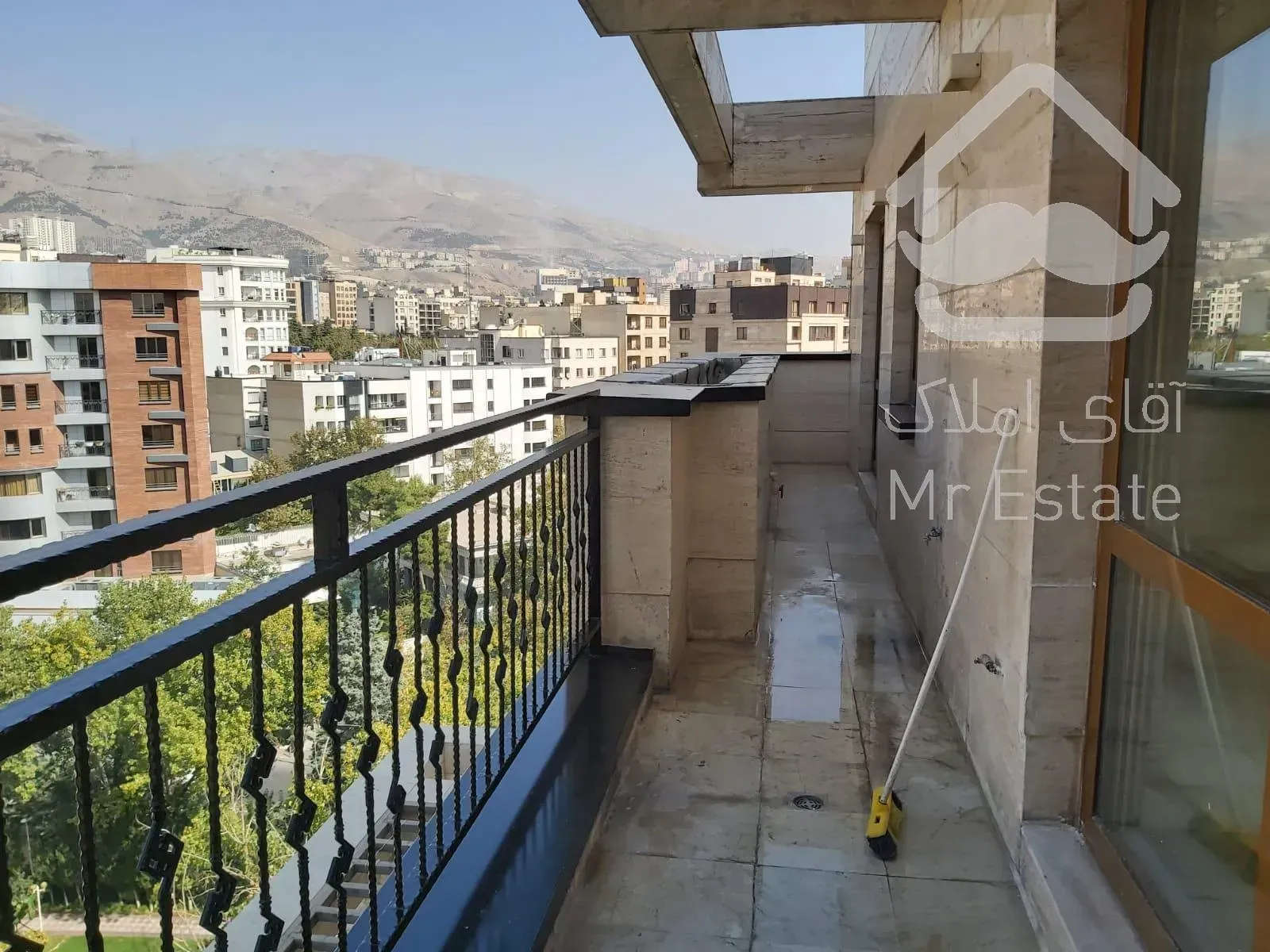 رهن و اجاره آپارتمان ۲۵۰ متری ۳ خوابه در اقدسیه