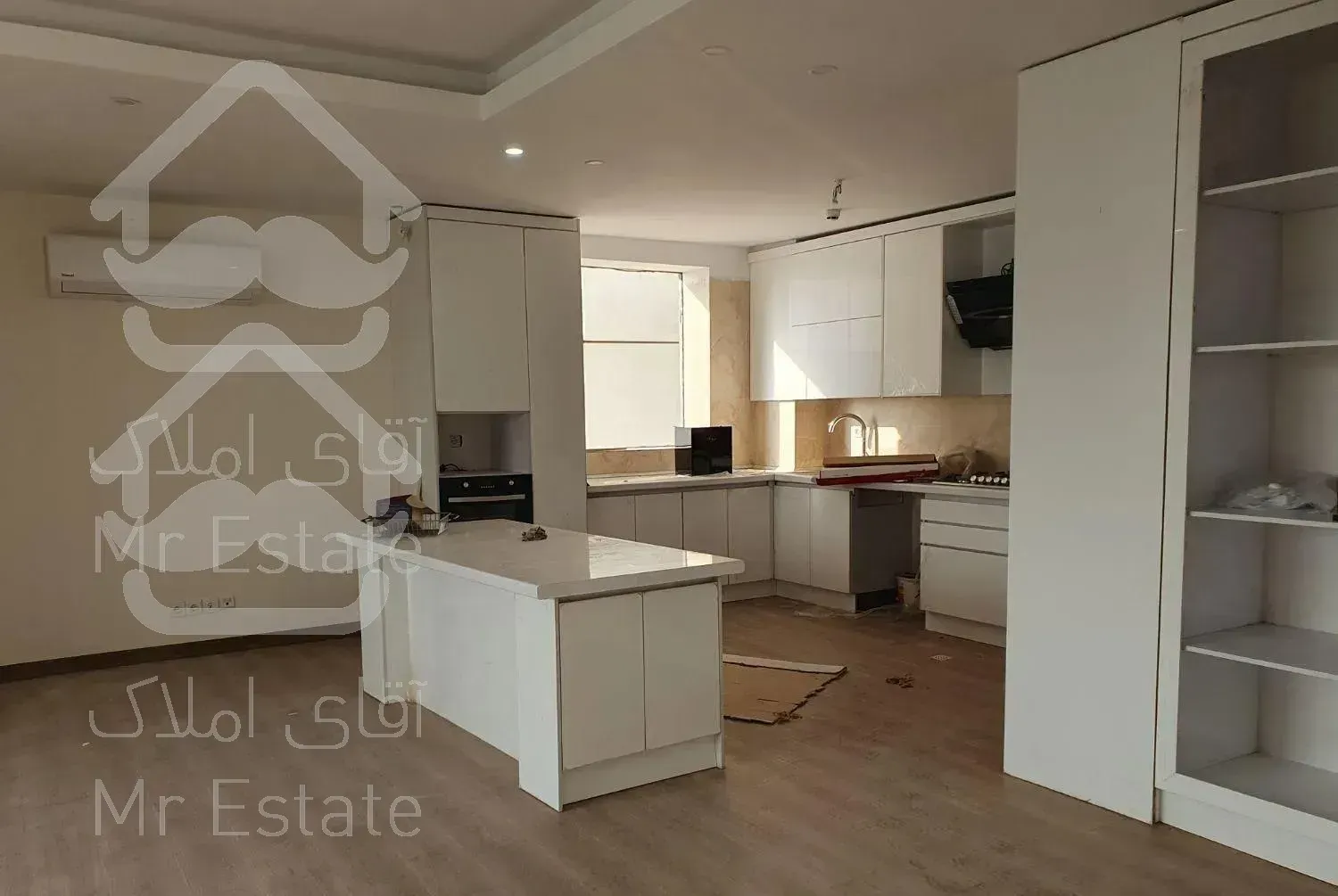 آپارتمان۱۲۳ طبقه۲۲