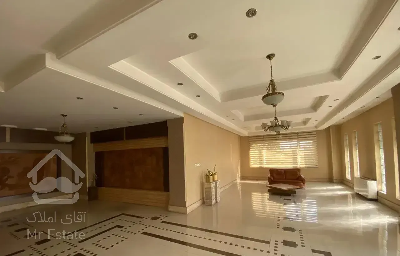 ۲۰۵متر،غربی بلوار ۲۴ متری