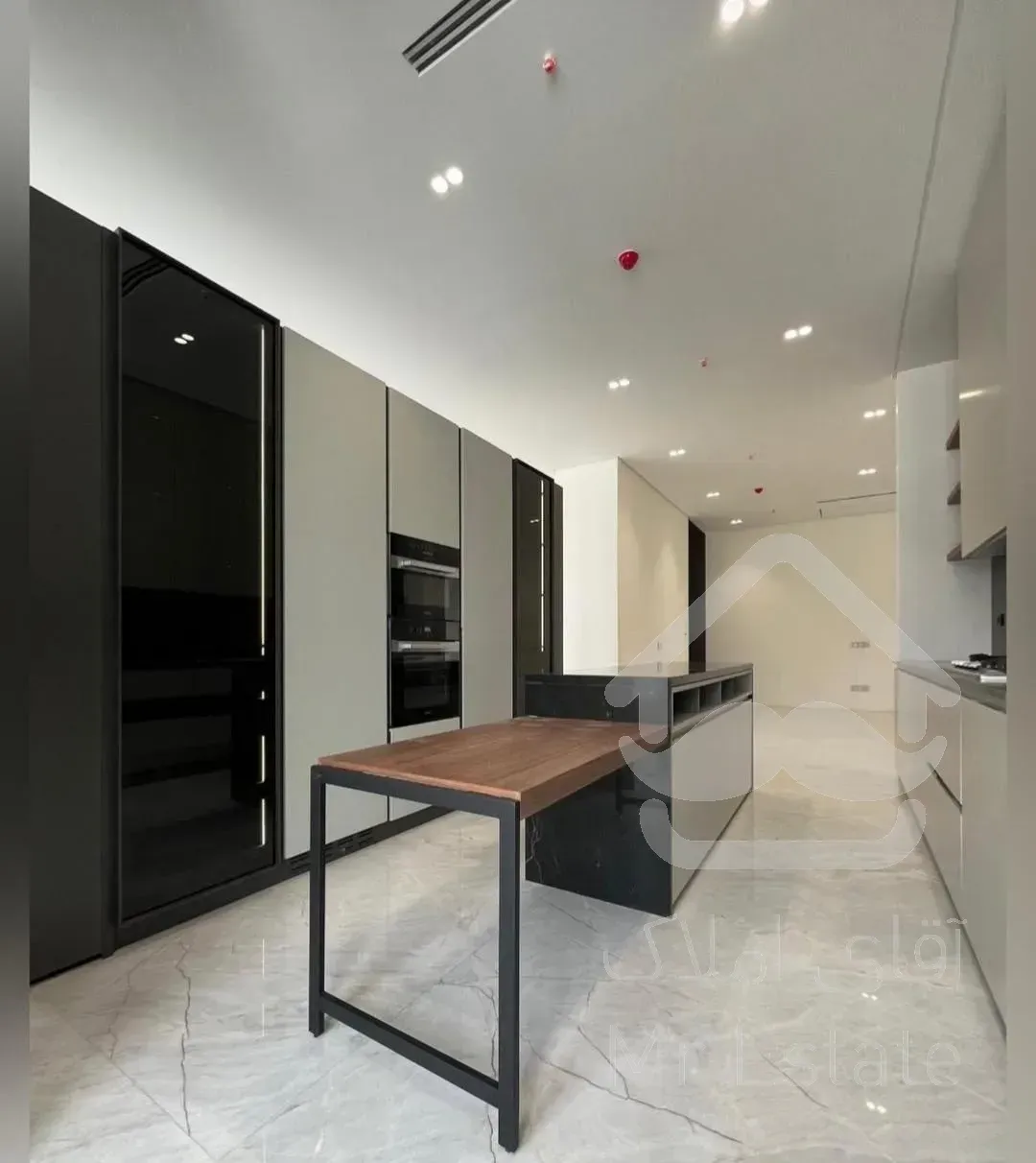 ۲۸۵متر + ۳۰ متر تراس / مدرن مینیمال -ویو شمال جنوب