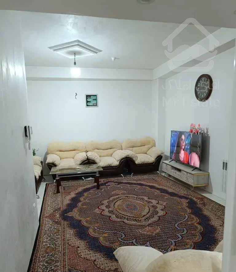 اجاره آپارتمان ۵۰ متری ۱ خوابه در باغ آذری