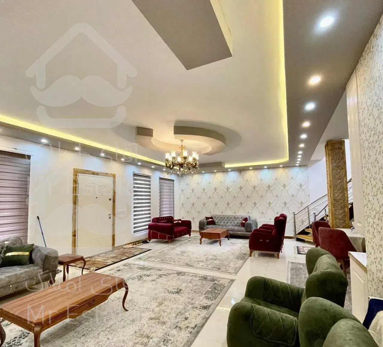 ویلاباغ ۶۵۰متری سنددار-با استخرداخل چمستان