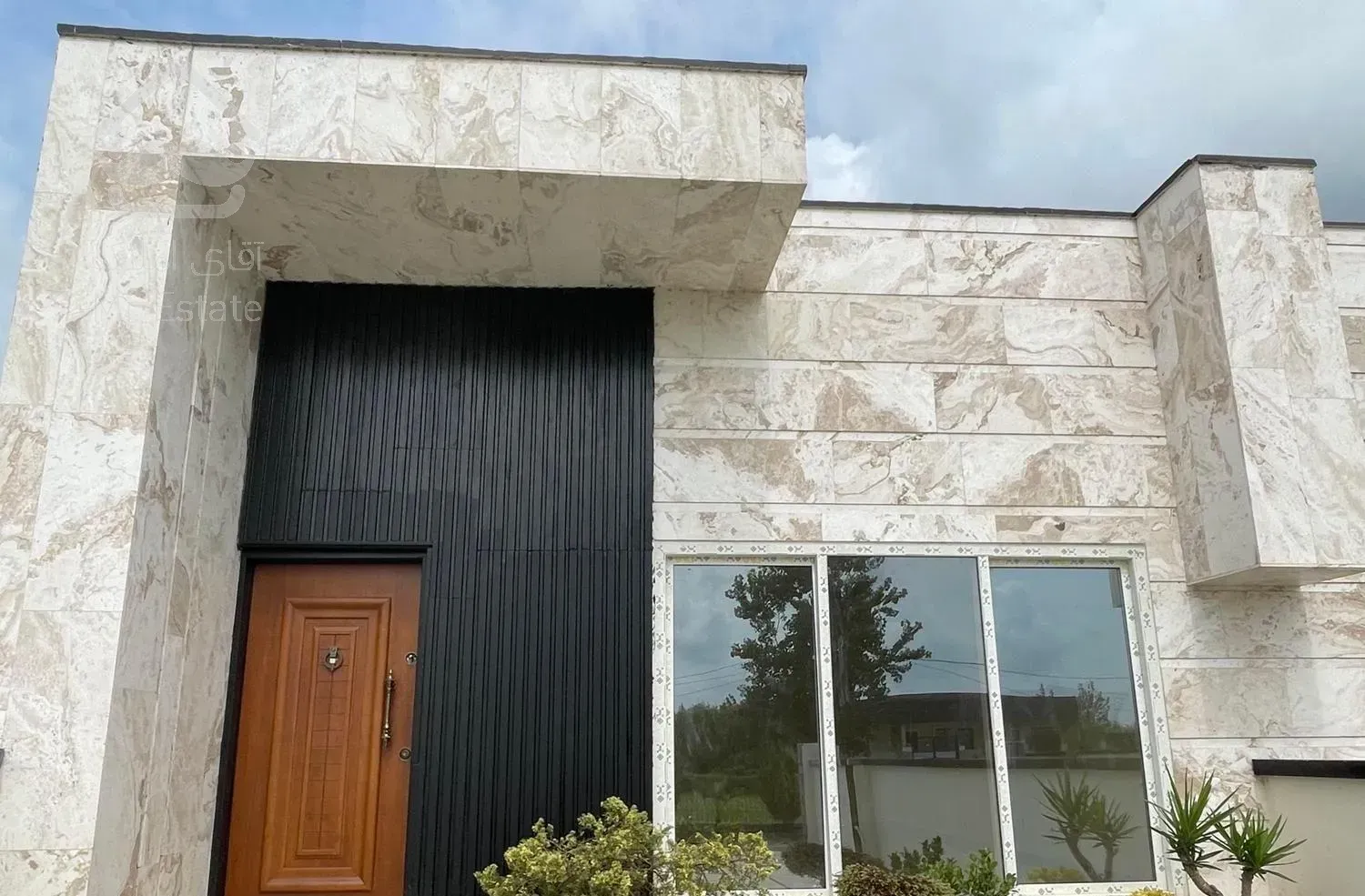 فروش ویلای ساحلی جای دنج و ارام(اق ساطی)