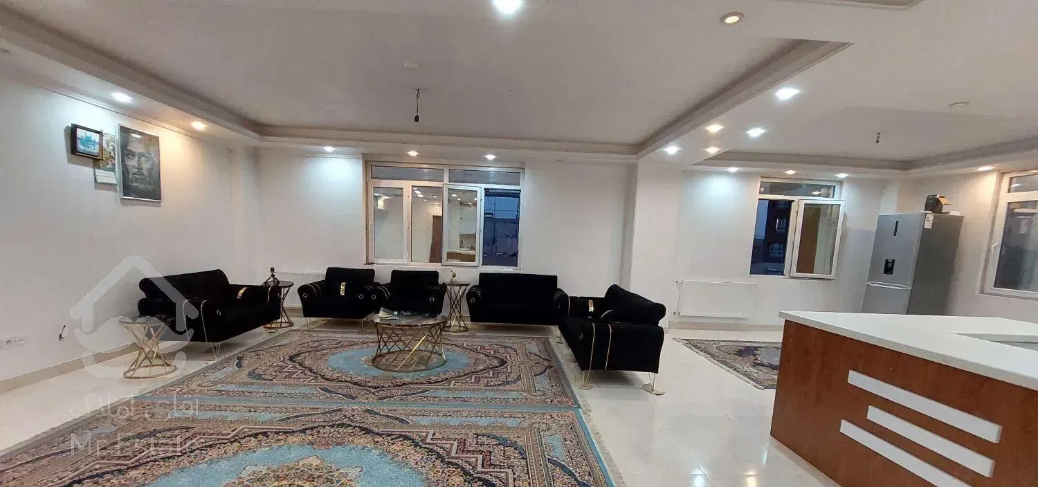 فروش آپارتمان ۱۴۶ متر تک واحدی درخشان خیابان