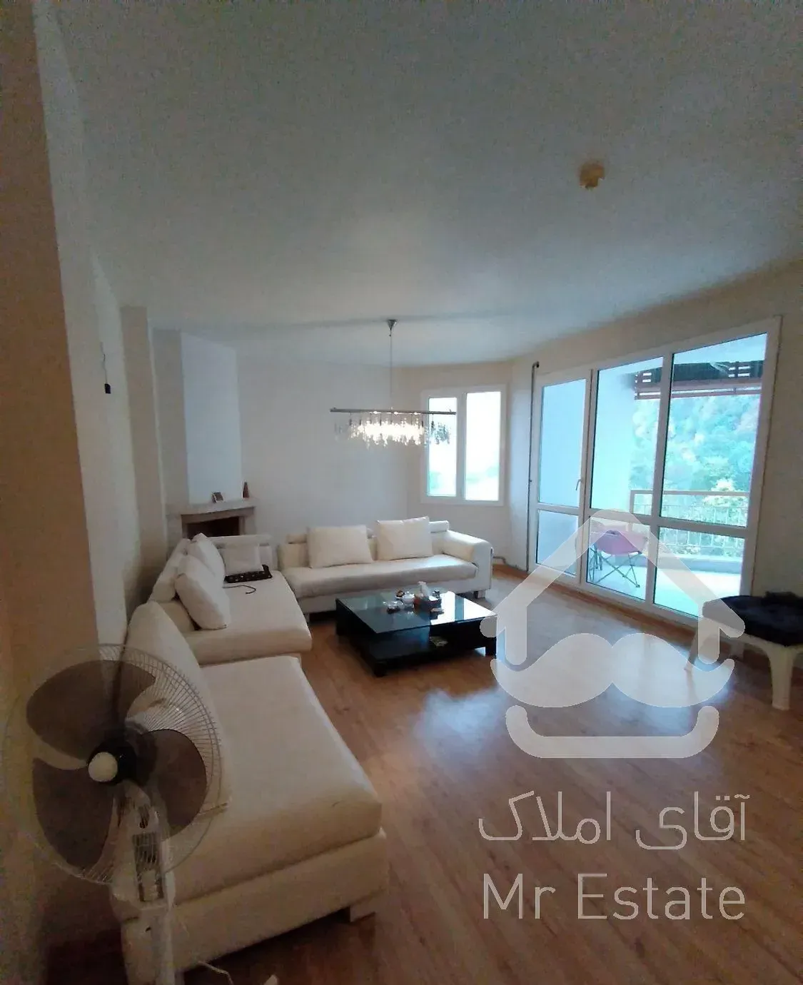 اجاره واحد۱۳۵متری در برج         شهرک نمک آبرود