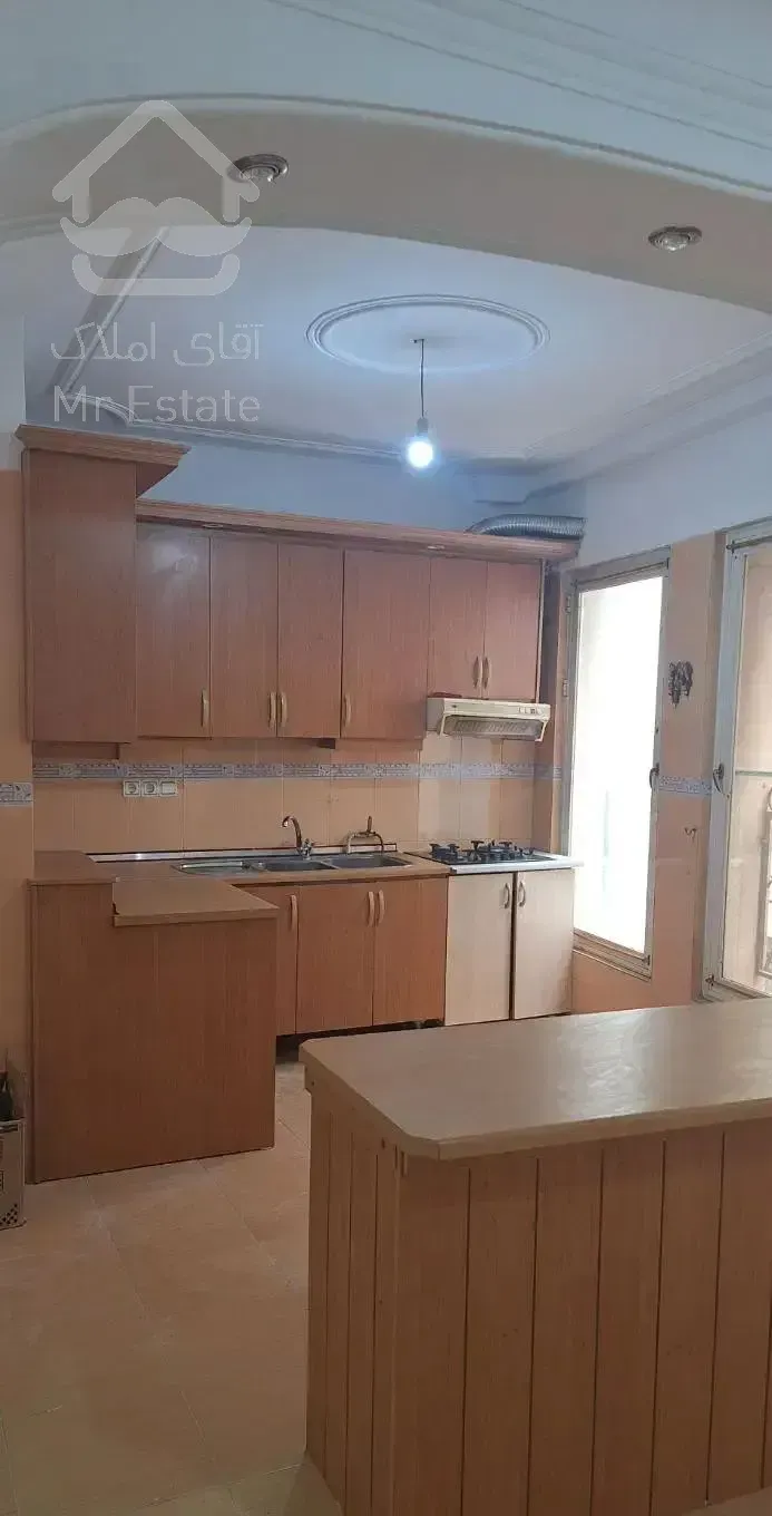 رهن واجاره آپارتمان کوچه دکتر طلوعی طبقه اول