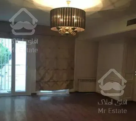 الهیه حدود 200 متر ٣ خواب +١٠٠ متر بالکن اختصاصی