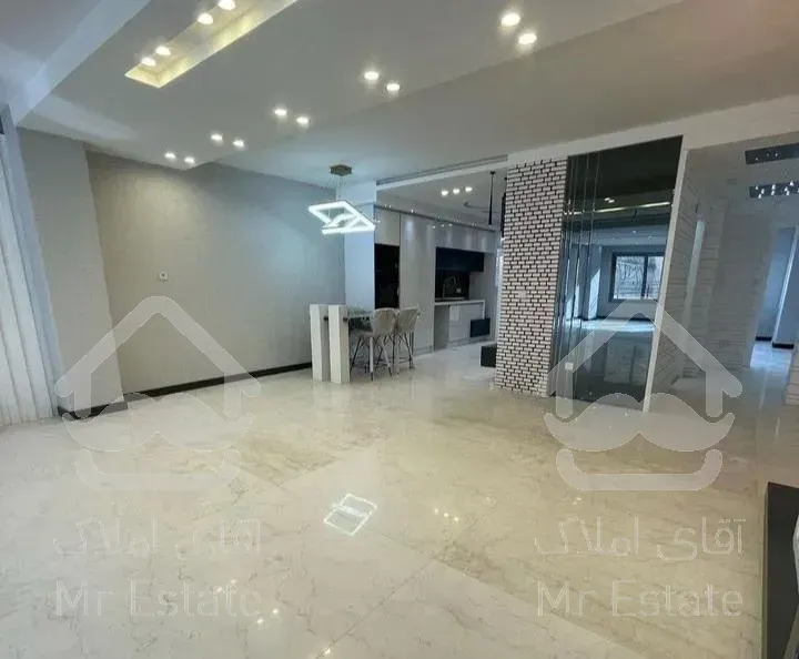 آپارتمان ۲۲۰ متری در محدوده شریعتی