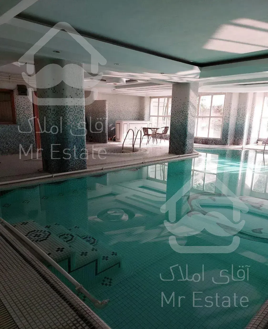 آپارتمان ۲۸۰ متر ۴ خواب تک واحدی استخردار