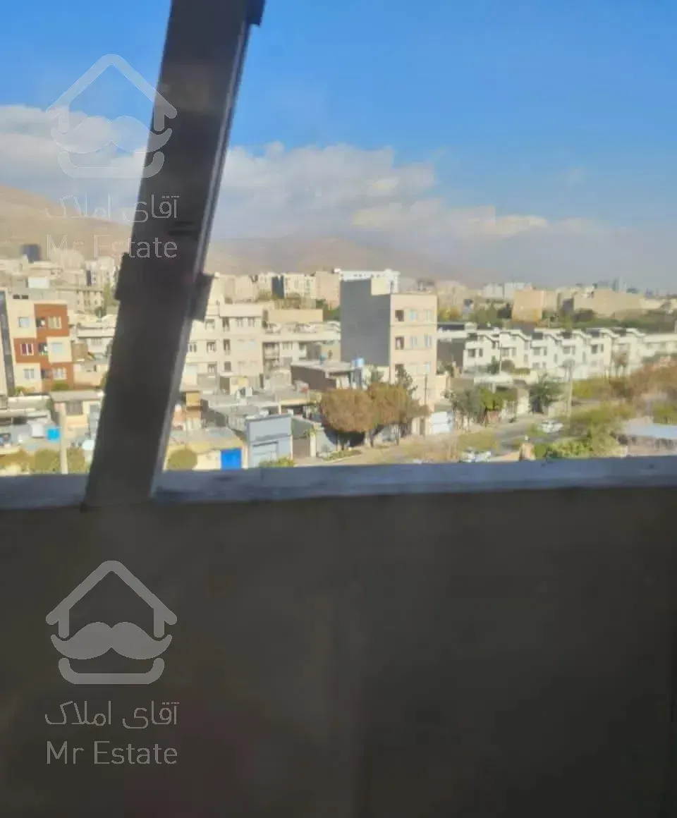 ۱۱۰مترمتر/۳خواب/دوکله‌ نور/نگهبان ۲۴ ساعته