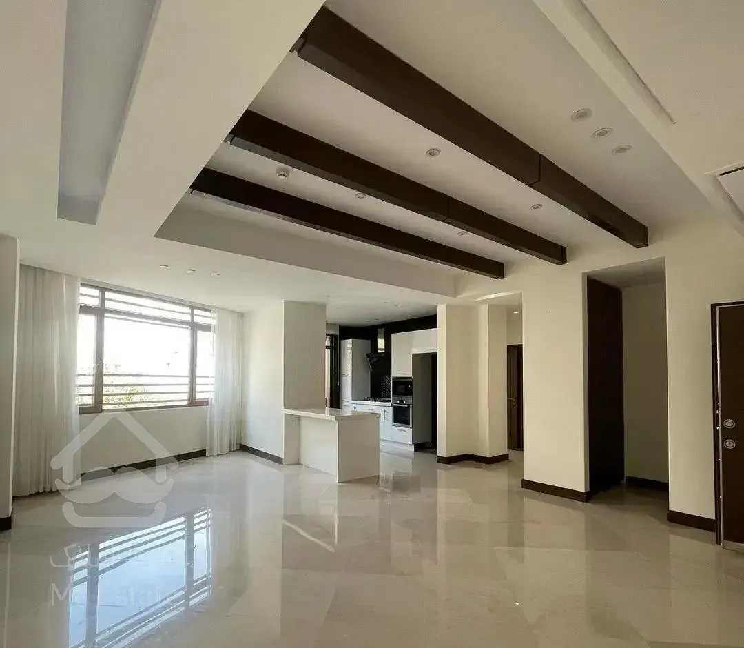 125 متر/ باهنر  /  کلید نخورده