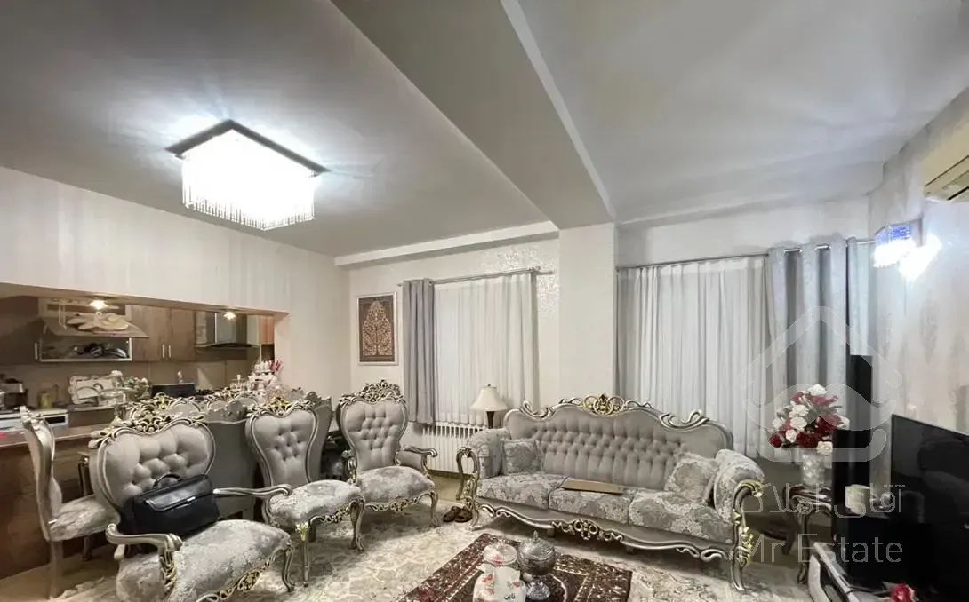 واحد ۸۵ متری ۲ خواب بلوار جمهوری مجتمع بامداد