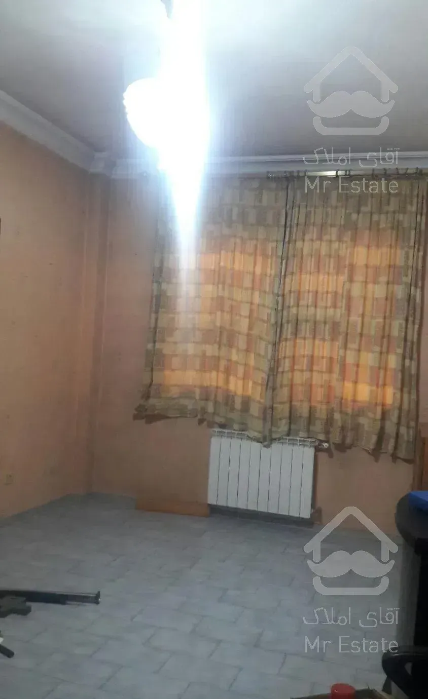 آپارتمان۱۱۰متری۲خوابه  ( حصاری )