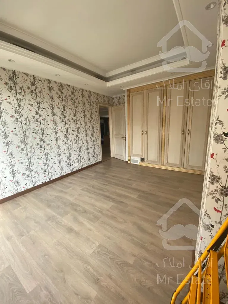 رهن و اجاره آپارتمان ۲۲۰ متری ۳ خوابه کامرانیه