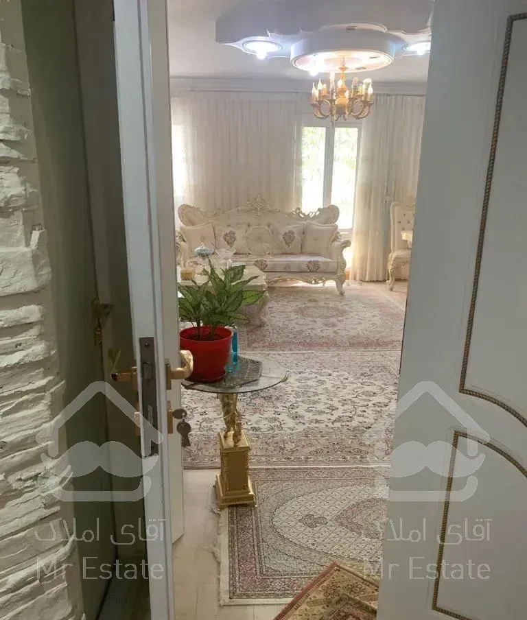 ونک شیخ بهایی 135 متر 3 خواب تک واحدی