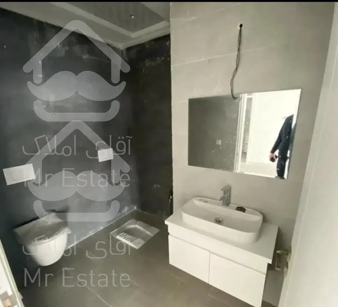 دریاچه چیتگر۱۸۵متر سند اداری/برند رزمال/نوساز/ویو