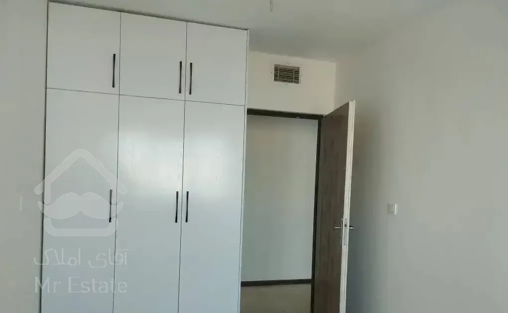 ۱۴۰متر ۳خواب دریاچه چیتگر