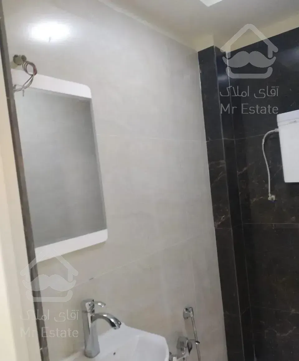 تهرانپارس 110 متر 2 خواب کلید نخورده