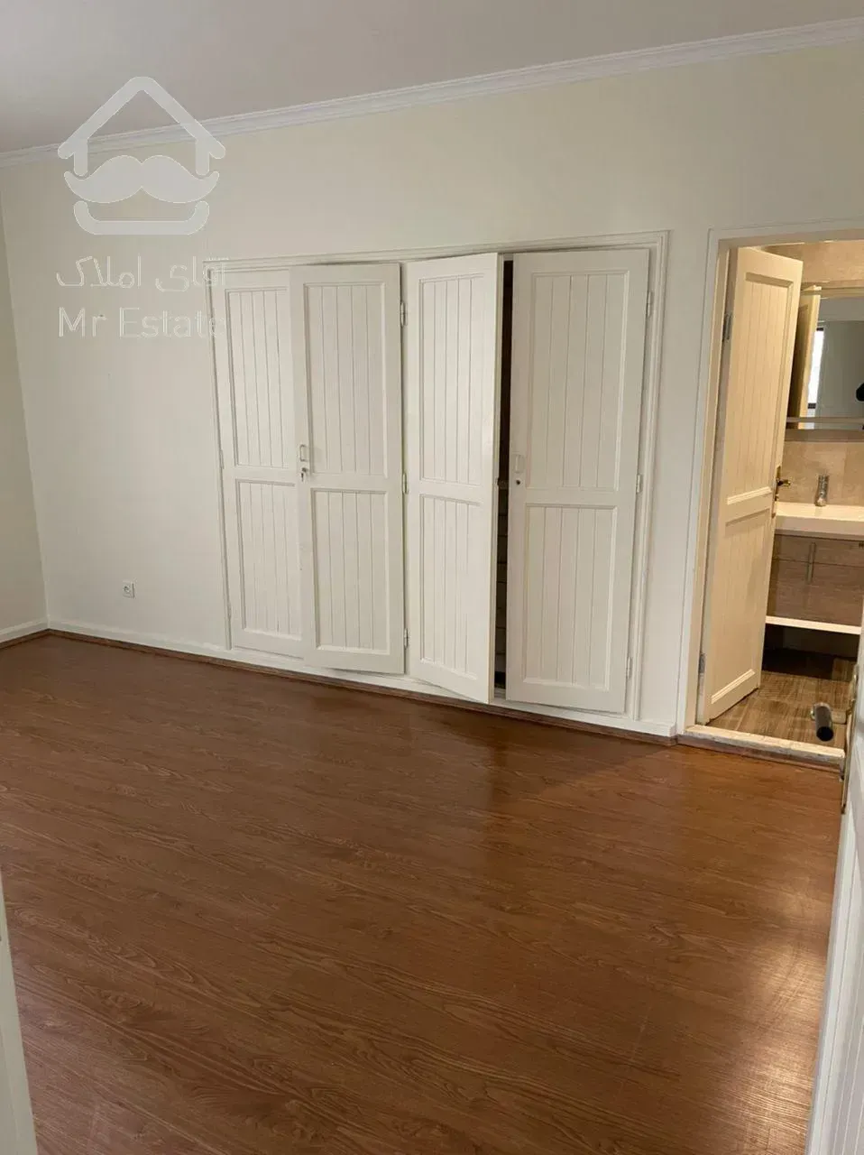 اجاره و رهن آپارتمان ولنجک 180  متر لاکچری