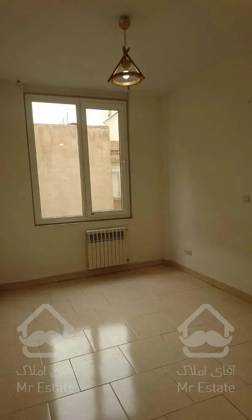 ۹۰ متر*دو خواب*نور شمال جنوب*دسترسی مترو