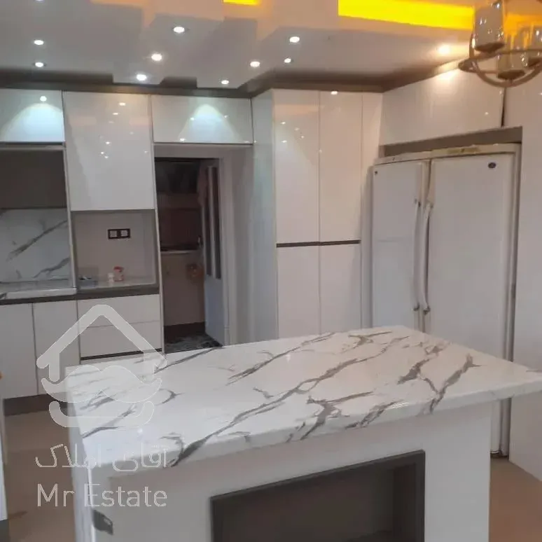 آپارتمان نورگیر عالی