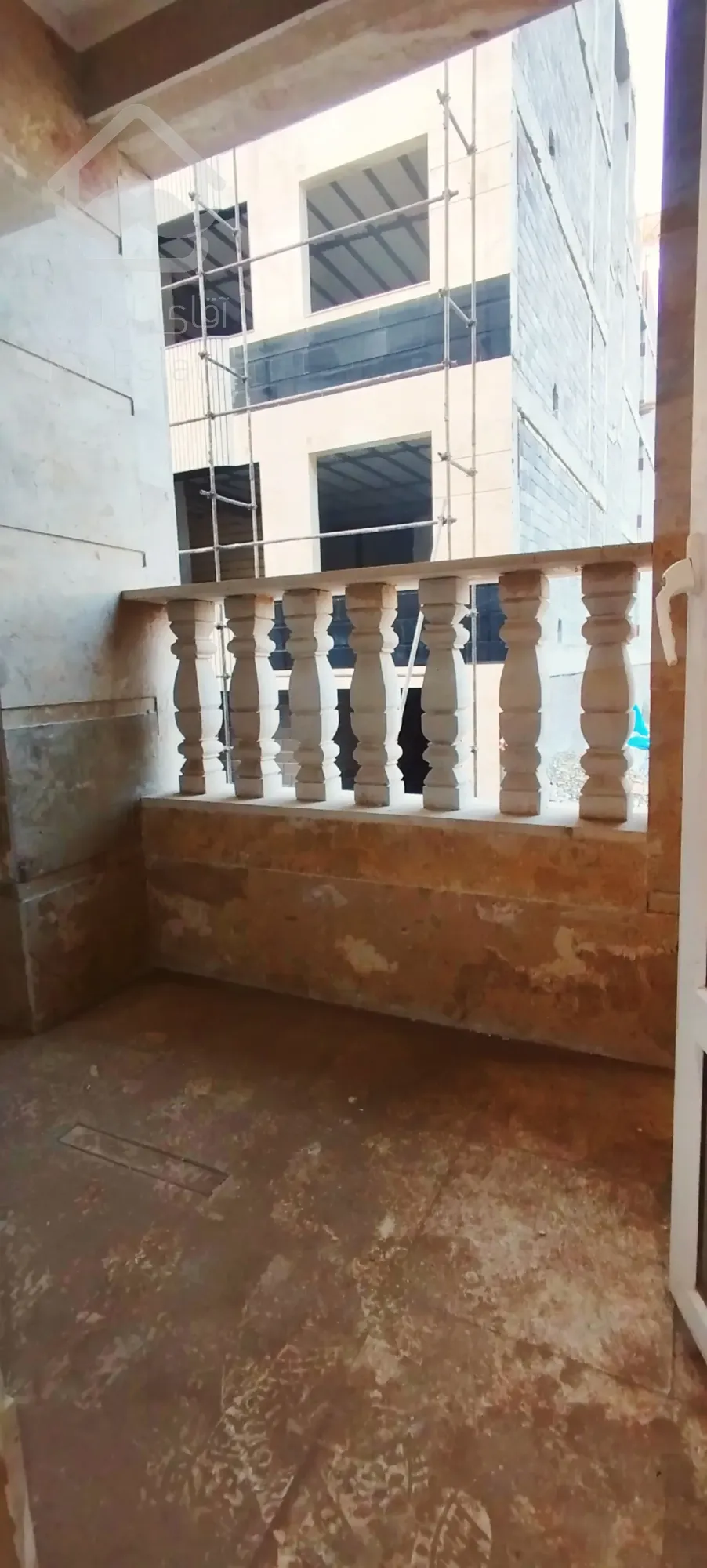 واحد شخصی ساز خام در فاز یک