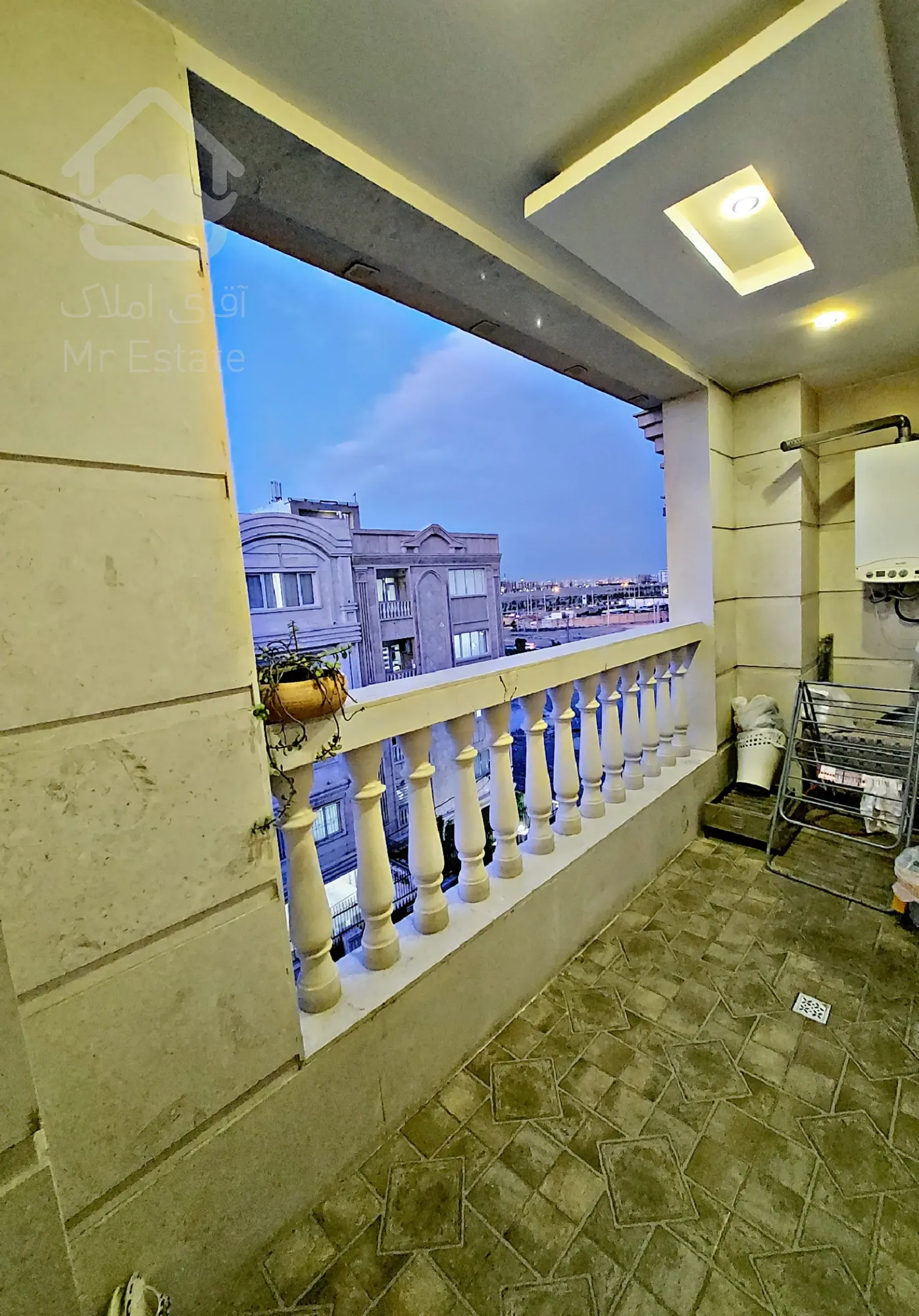 150متری تاپ لول،۳خواب مستر،شهرک راه آهن(شخصی ساز،بامشاعات آبی )