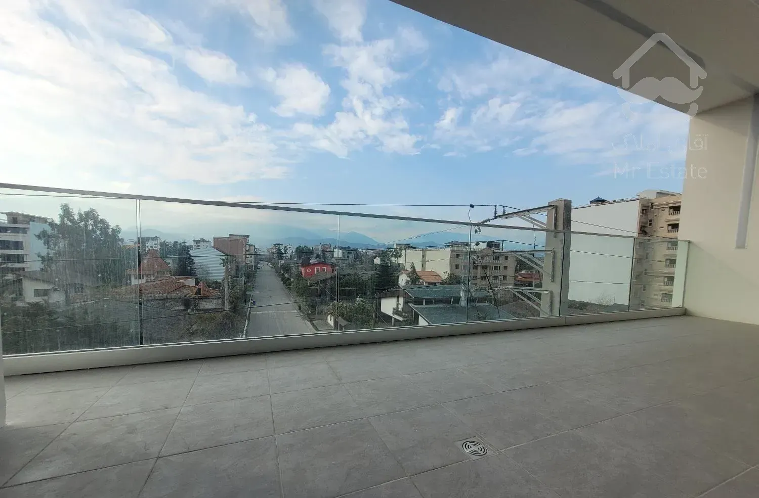 دهنو واحد۲۰۵ متری با ویوجنگل ابدی تک واحدی نوساز