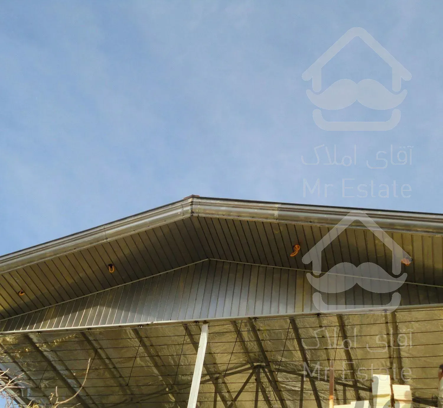 نصاب شیروانی اجرای سقف آردواز پوشش سقف سوله