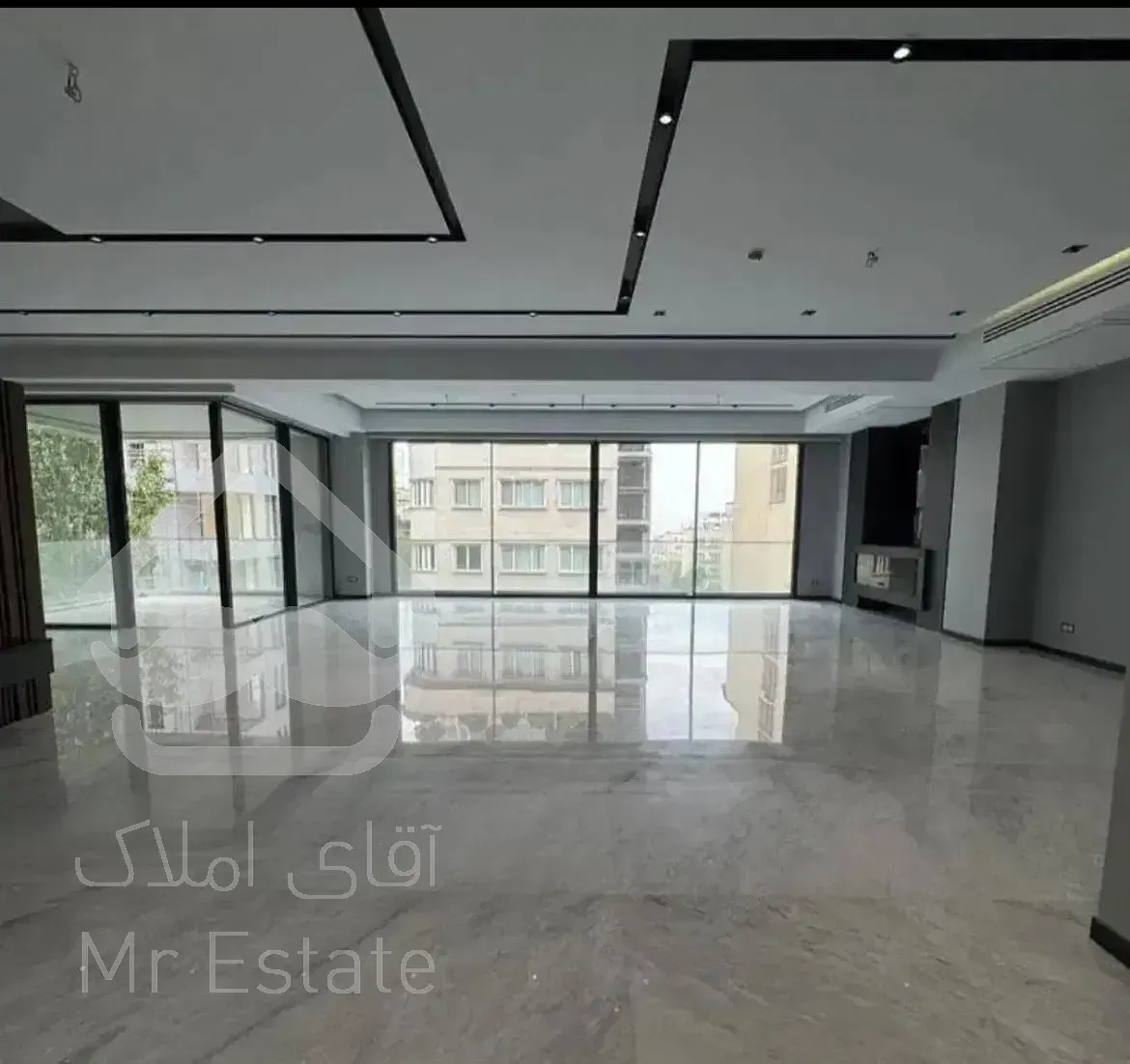 اپارتمان ۲۱۸ متر ۳ خواب پاسداران تکواحدی ۳ پارکینگ