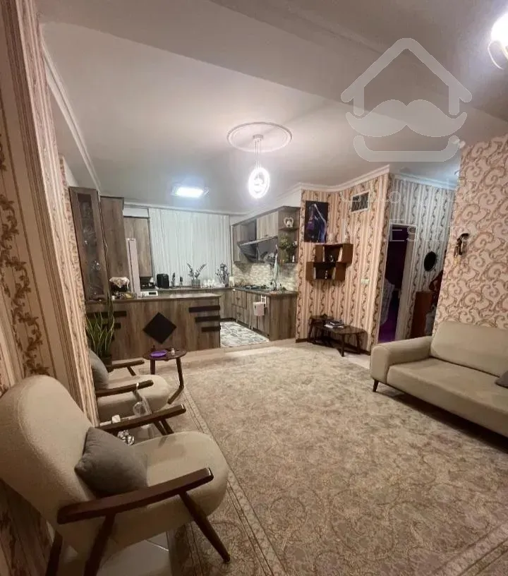 ۵۶ متر طبقه سوم مشاعات تمیز