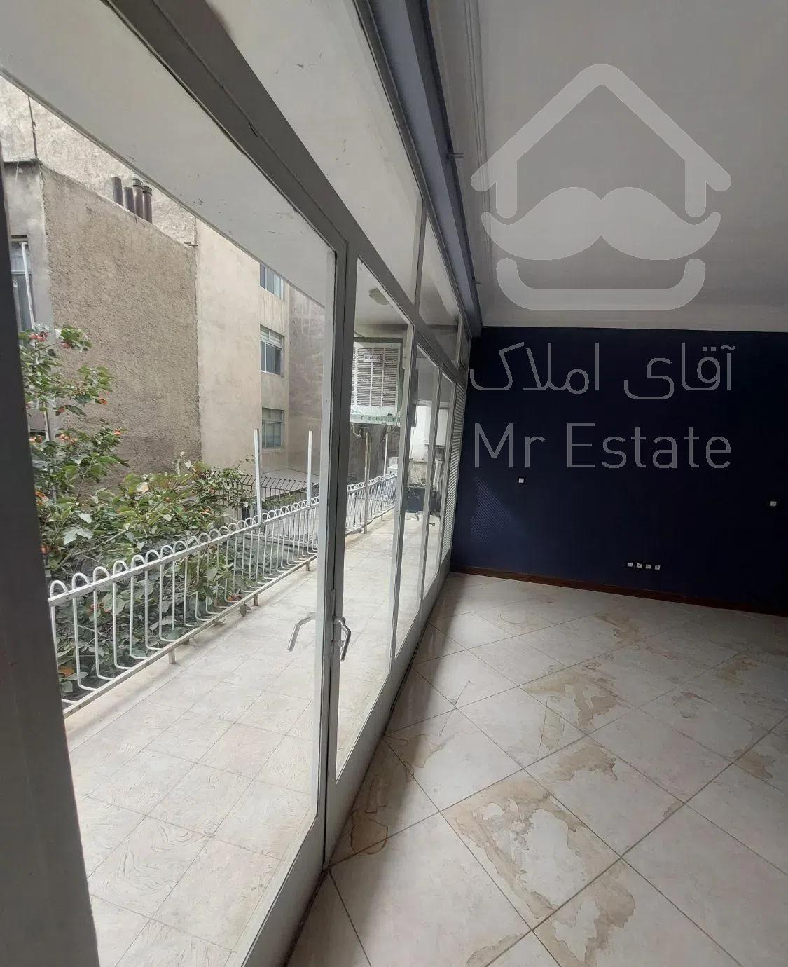 آپارتمان ۱۱۰ متری تک واحدی دوخواب