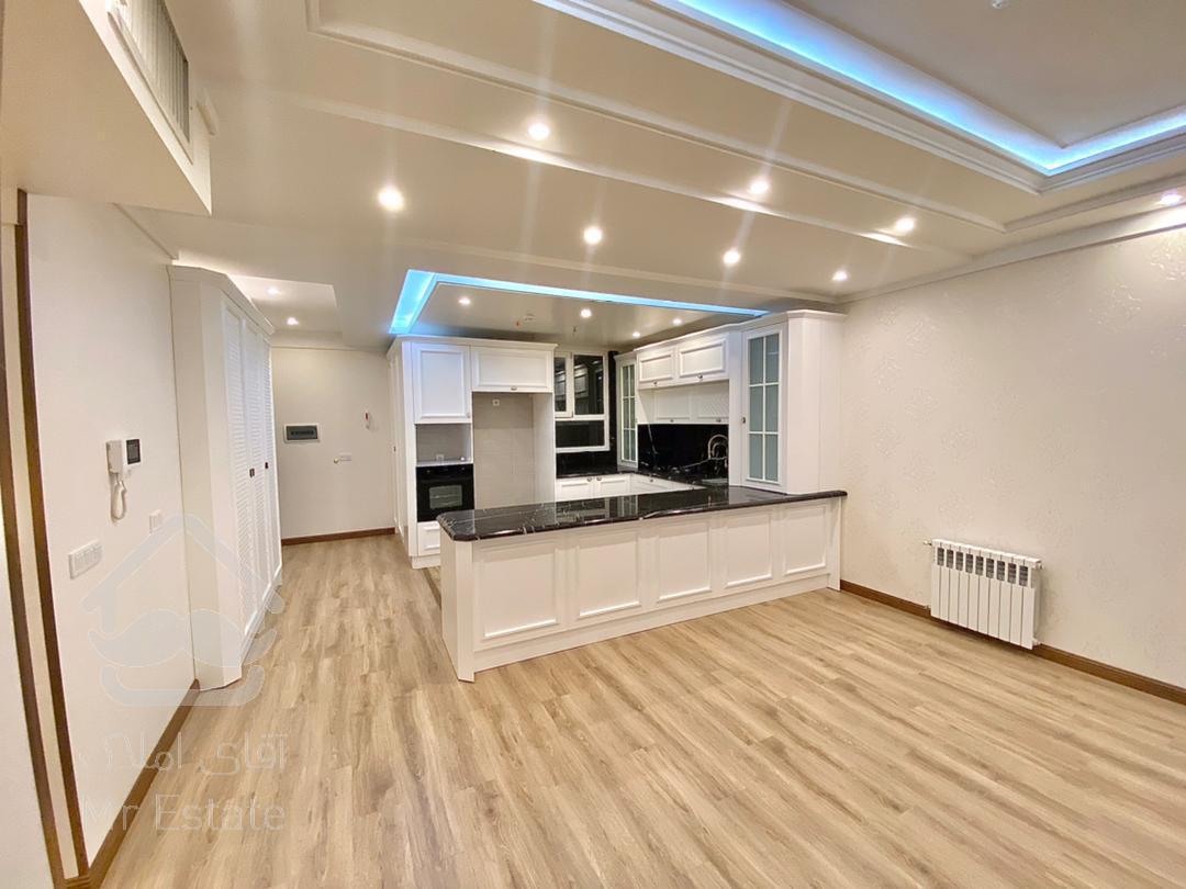 ۹۳متر نوساز فول فرنیش