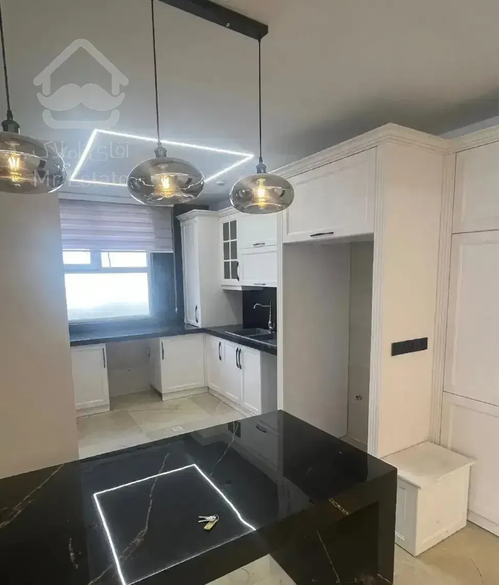 ۱۱۵ متر / ۲ خواب / فول نوسازی شده / نورگیری جنوب