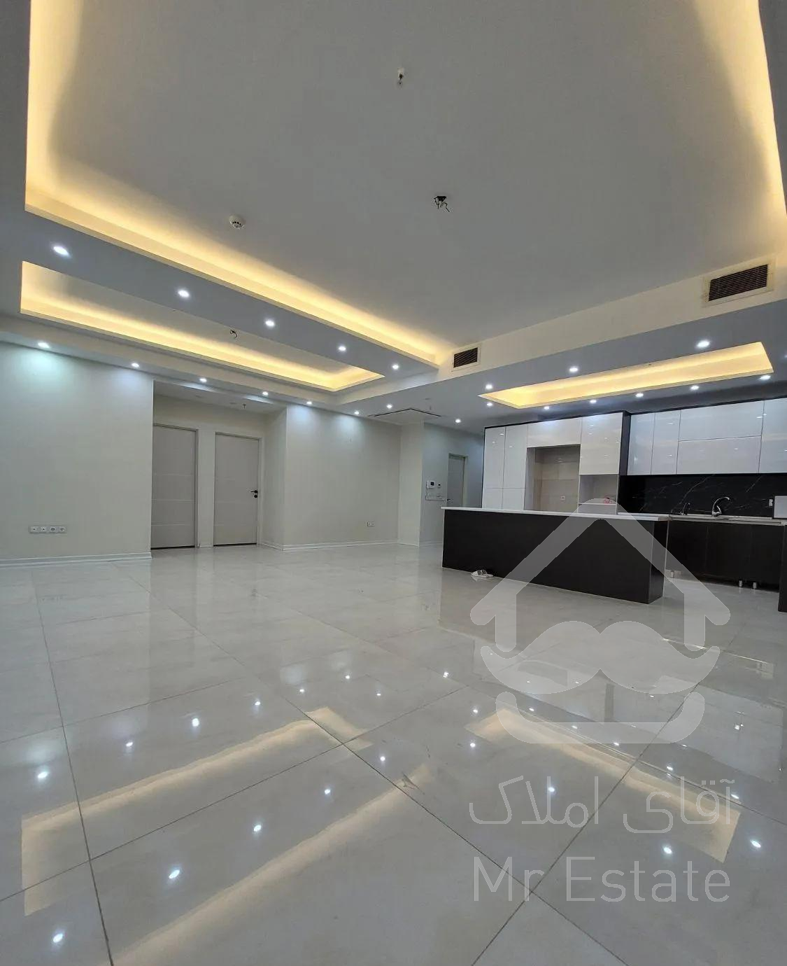 ۱۰۵ متر/فول امکانات/ در منطقه