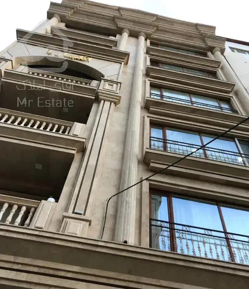 آپارتمان تکواحدی/ ۱۰۰ متر /‌ مجردی / فلکه خیام