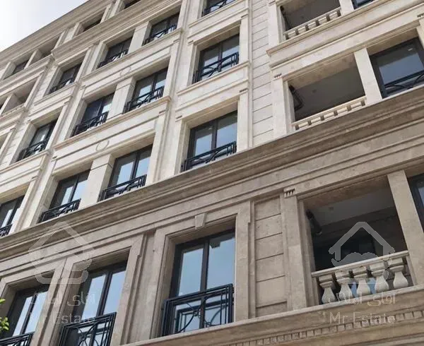 سعادت آباد 130متر (۳ خوابه) ۲ پارکینگ سندی