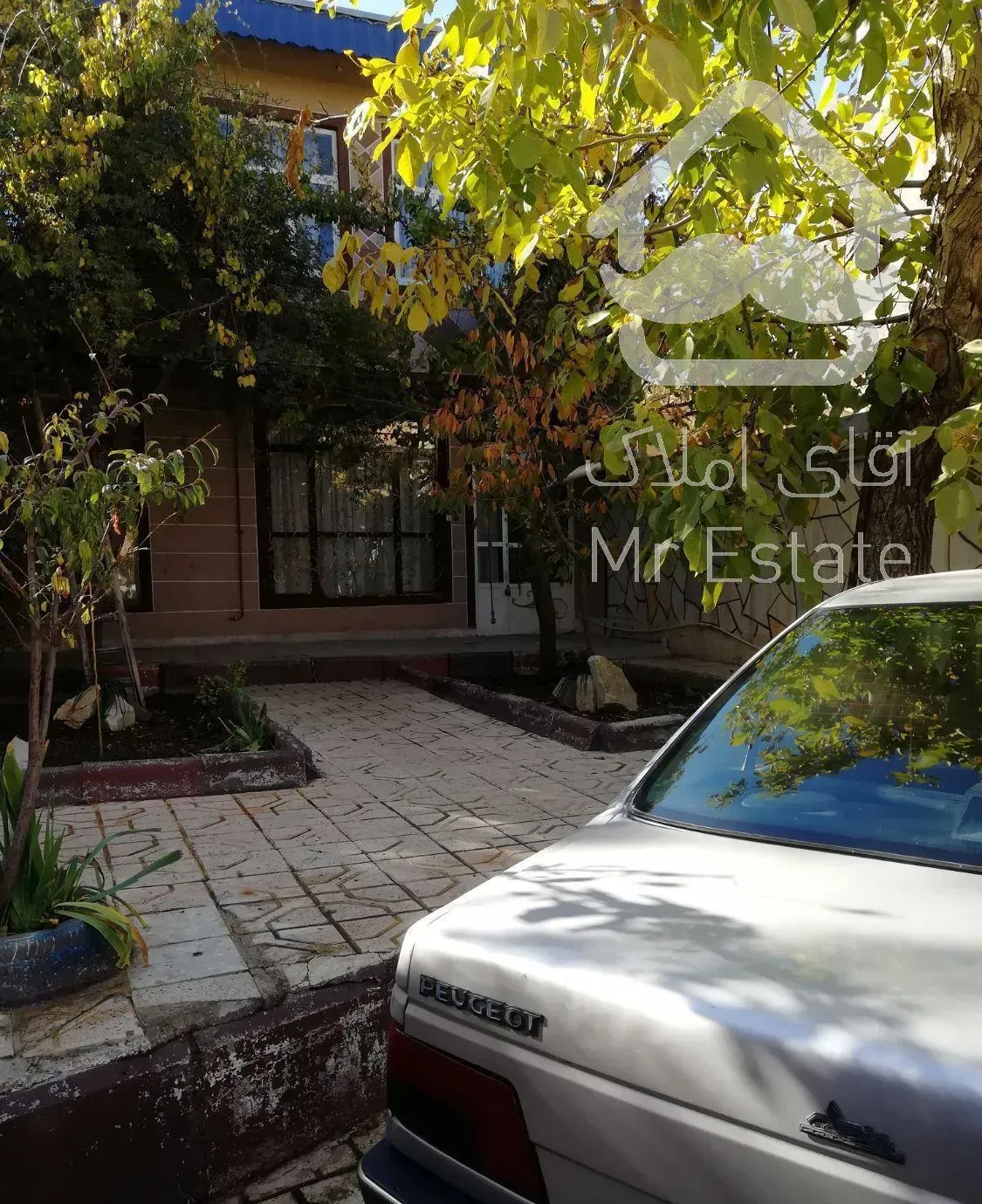 طبقه همکف دوخوابه مبله