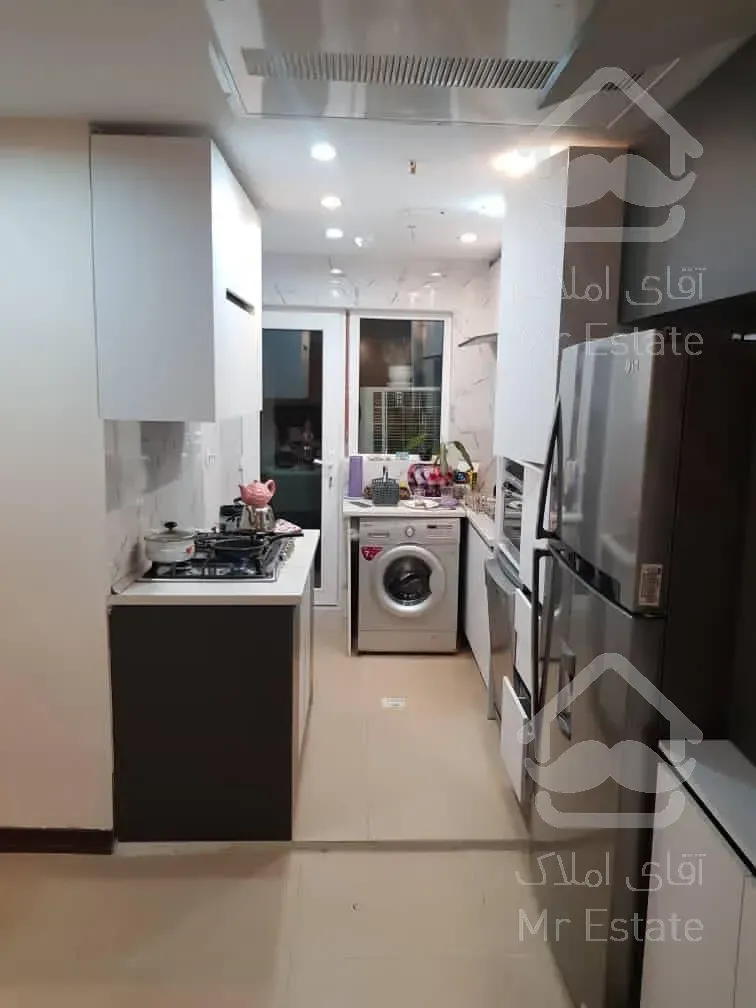 فروش آپارتمان ۹۵ متری دو خوابه خوش نقشه نورگیر