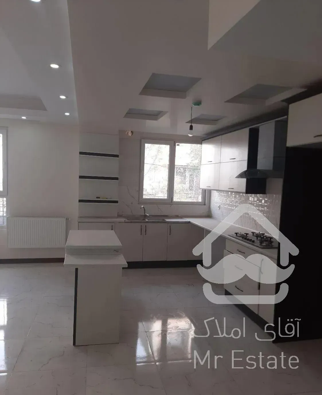 ۱۱۹متر ۳خوابه تک واحدی نوساز