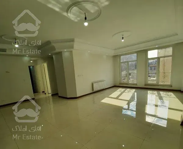 ۱۱۳متر مهران  ۲۰۰ متر حیاط  در اختیار