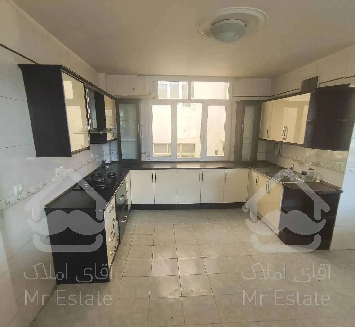 ۲۰۵متر/دوبلکس/خوش نقشه وشیک تاپ لوکیشن