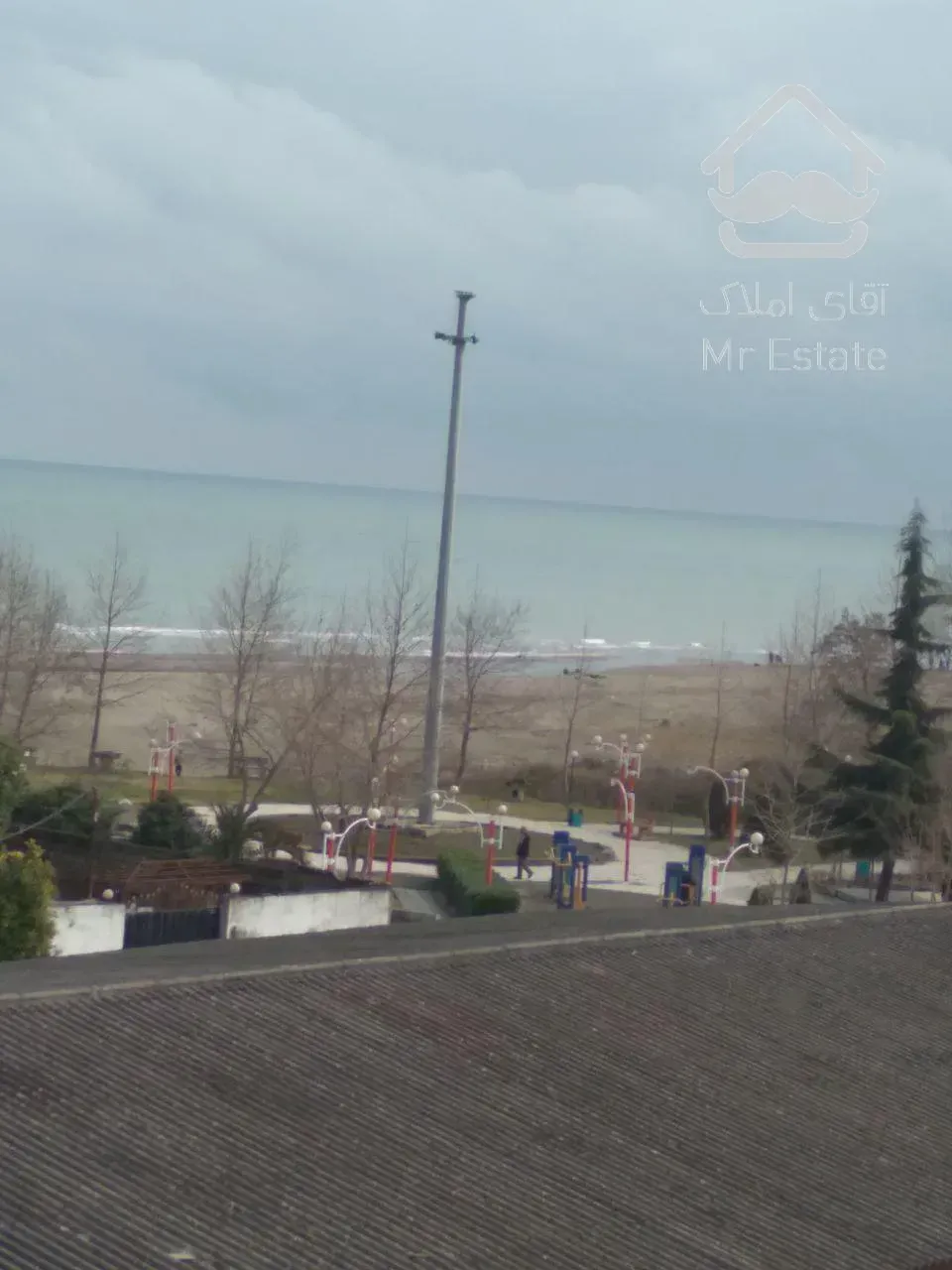 فروش واحد آپارتمان بر جاده اصلی