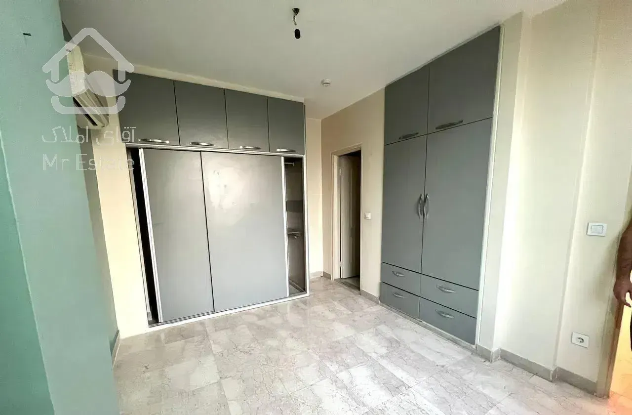 آپارتمان ۸۸ متری لویزان (مبارکی)