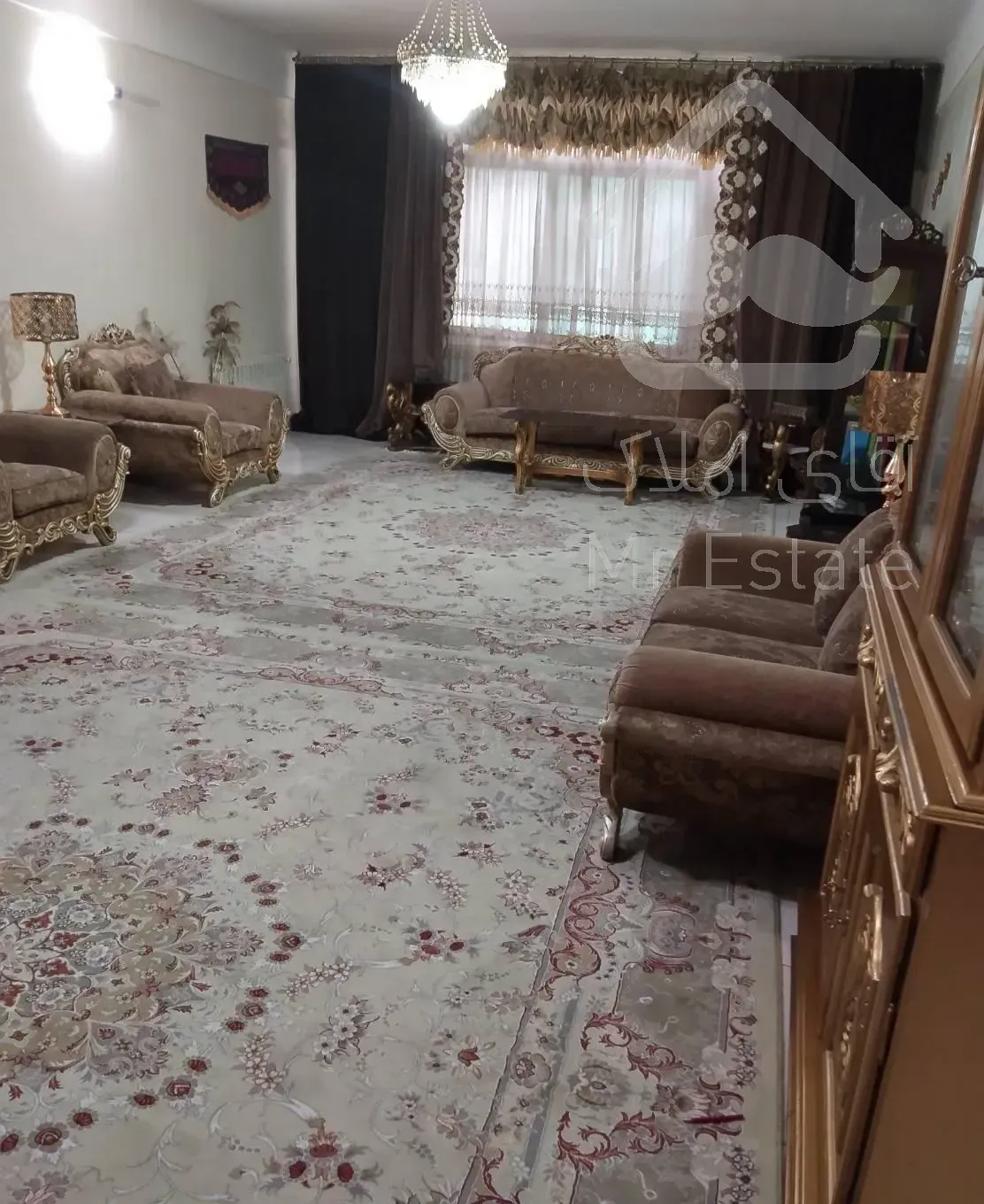 گاندی ۸۵ متر /مجرد / خانواده/