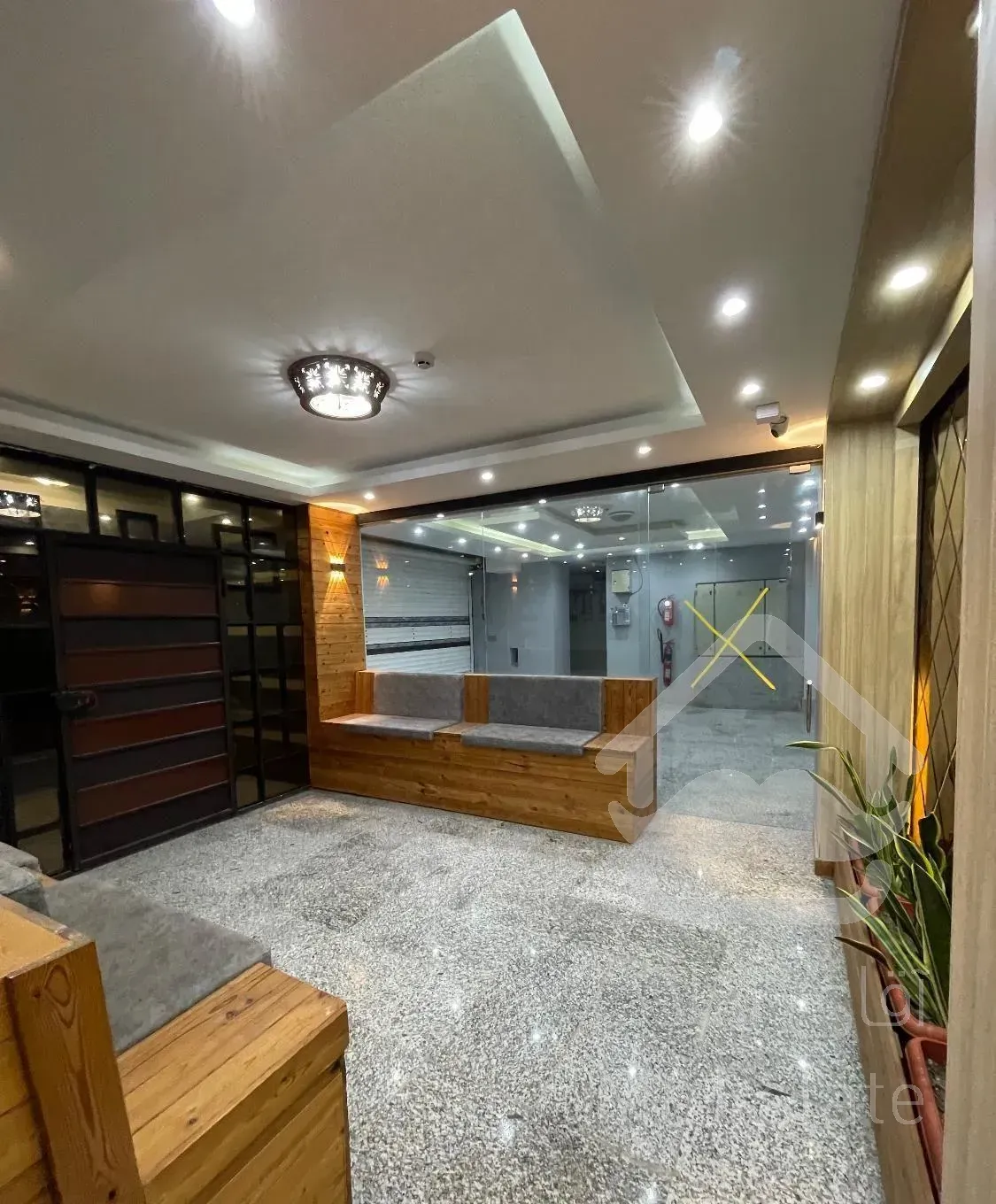 فروش واحد ۱۴۰ متری پلاک اول ساحل رادیودریا