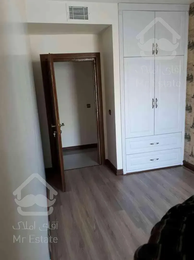 اپارتمان ۱۳۳متری ۳خواب فردوس شرق